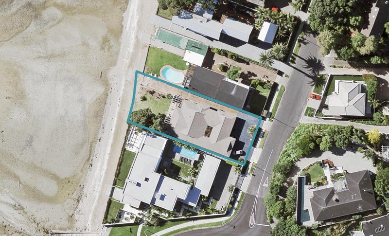 4 Musick Point Road, Bucklands Beach, Manukau - Carousel 1