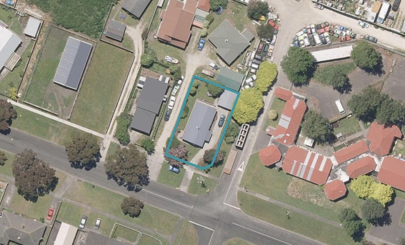 57 Hakeke Street, Whanganui East, Whanganui - Carousel 1