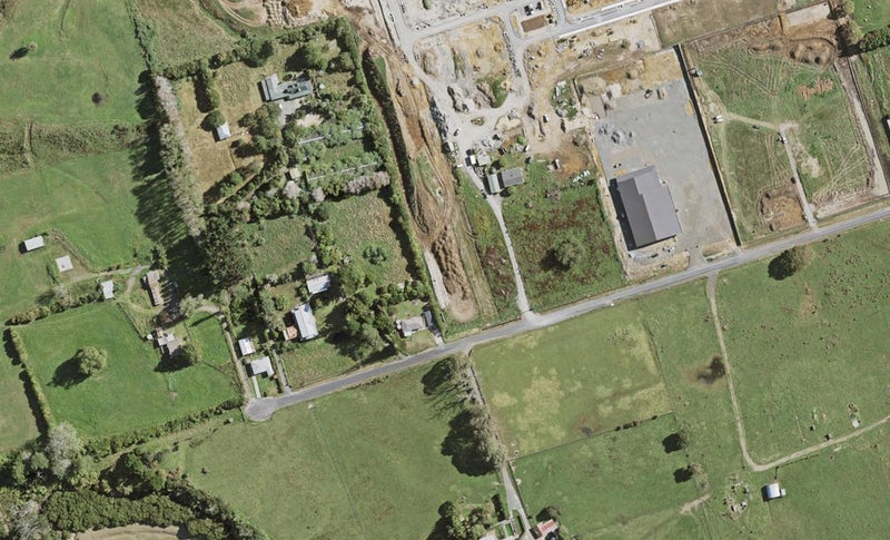 5 Ngakoro Road, Karaka, Papakura - Carousel 1