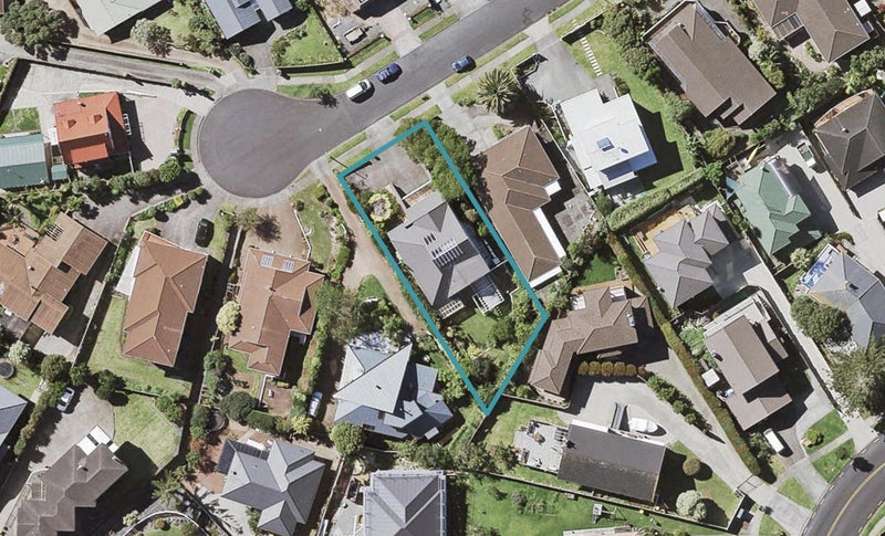 18 Pitlochry Place, Highland Park, Auckland - Carousel 1