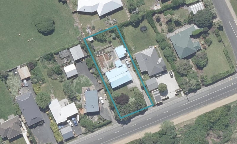 1130 Brighton Road, Brighton, Dunedin - Carousel 1
