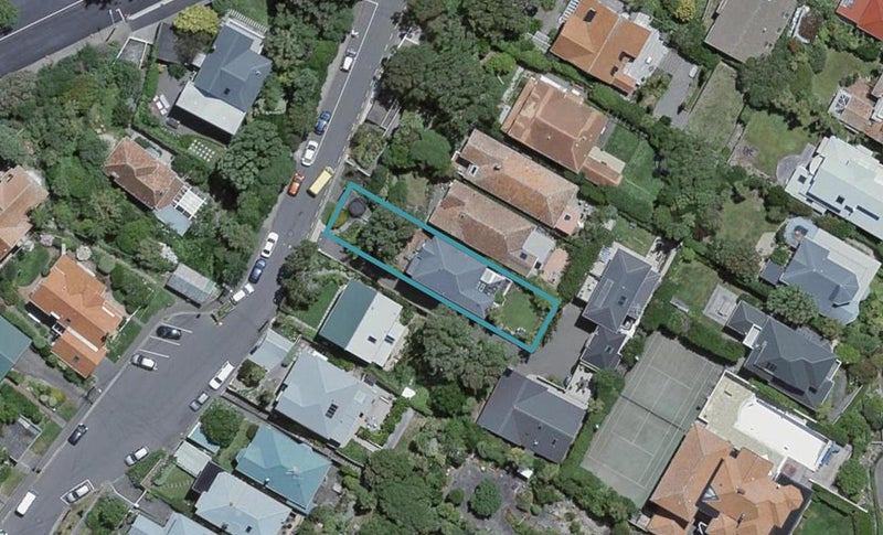 15 Grove Road, Kelburn, Wellington - Carousel 1