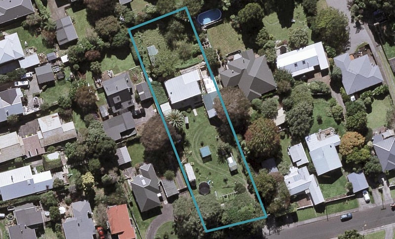 64 Doralto Road, Frankleigh Park, New Plymouth - Carousel 1