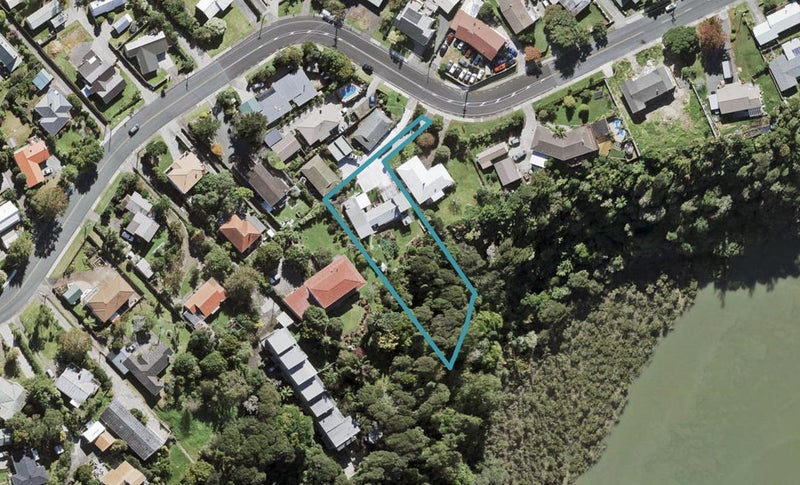 103 Colwill Road, Massey, Auckland - Carousel 1