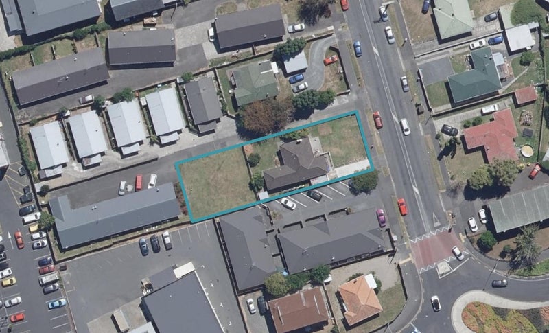 5 Cameron Road, Hamilton East, Hamilton - Carousel 1