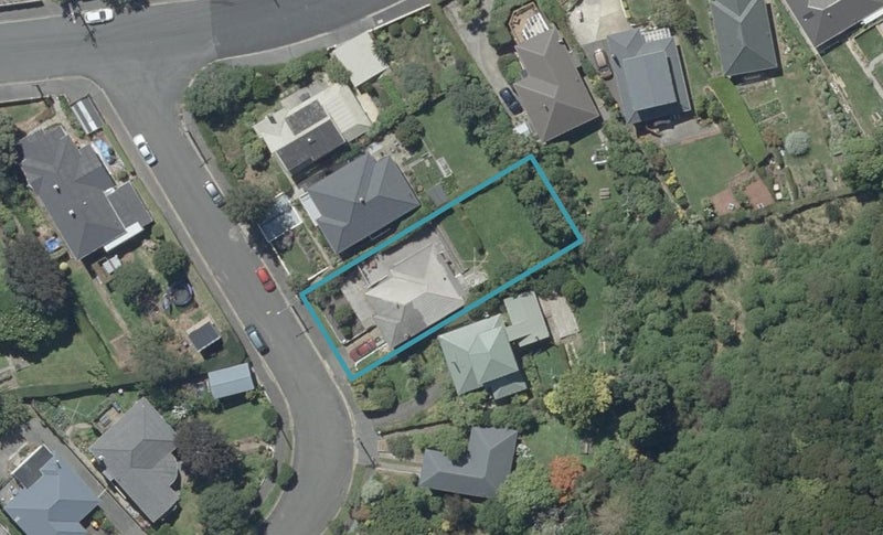 5 Northfield Avenue, Opoho, Dunedin - Carousel 1