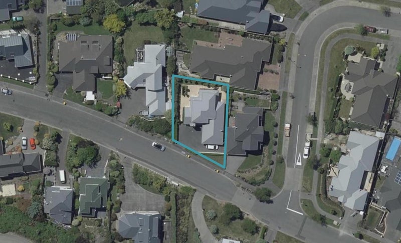 15 Pentonville Close, Westmorland, Christchurch - Carousel 1