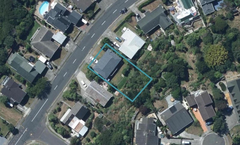 33 Tweed Road, Papakowhai, Porirua - Carousel 1
