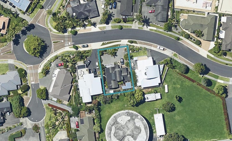 25 La Colina Place, Bethlehem, Tauranga - Carousel 1