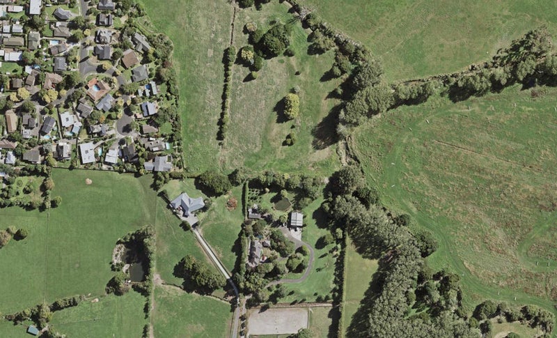14 Chalky Road, Ōpaheke, Papakura - Carousel 1
