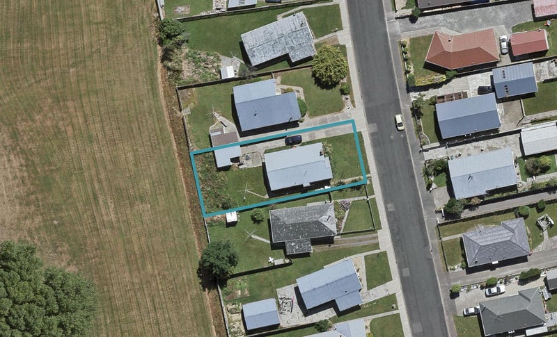 52 Lauder Crescent, Heidelberg, Invercargill - Carousel 1