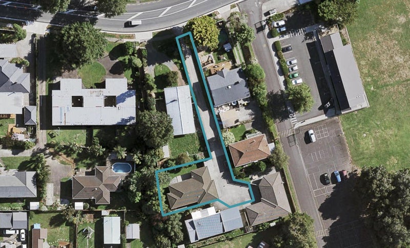62B Beach Road, Pahurehure, Papakura - Carousel 1
