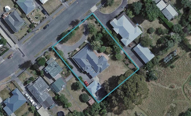 17 Sussex Street, Masterton - Carousel 1