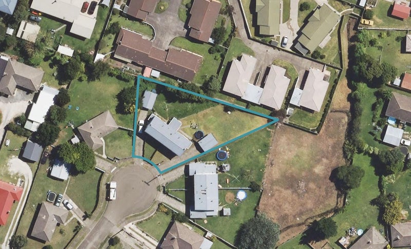 27 Titoki Place, Elgin, Gisborne - Carousel 1