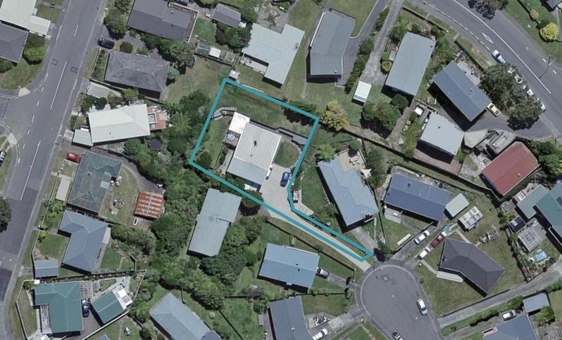 60 Batchelor Street, Newlands, Wellington - Carousel 1