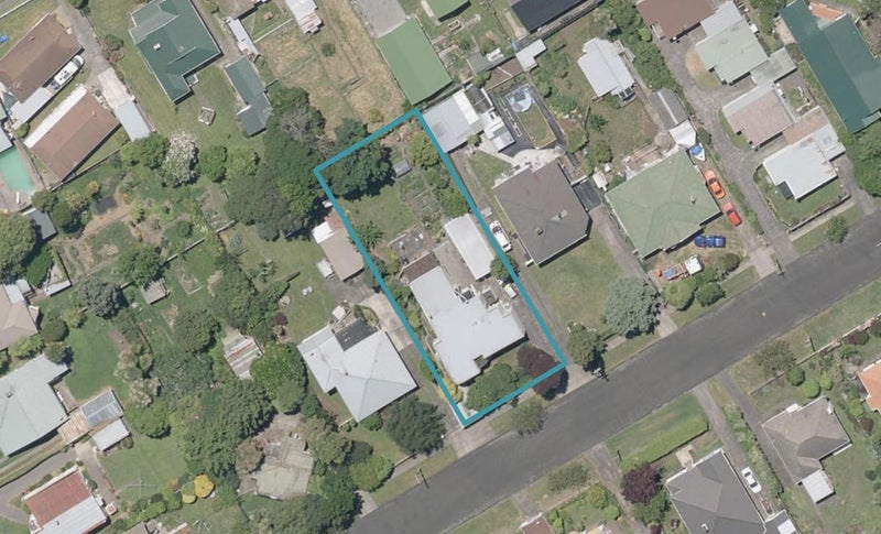 5 Marshall Avenue, Whanganui East, Whanganui - Carousel 1