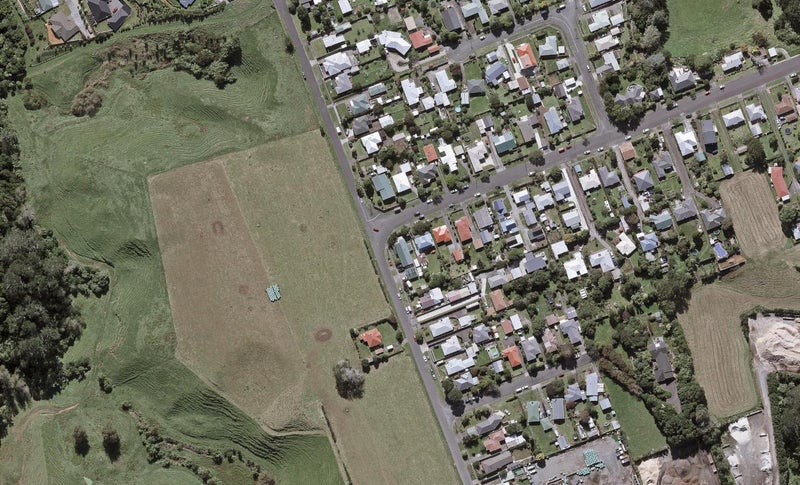 44 Cowling Road, Hurdon, New Plymouth - Carousel 1