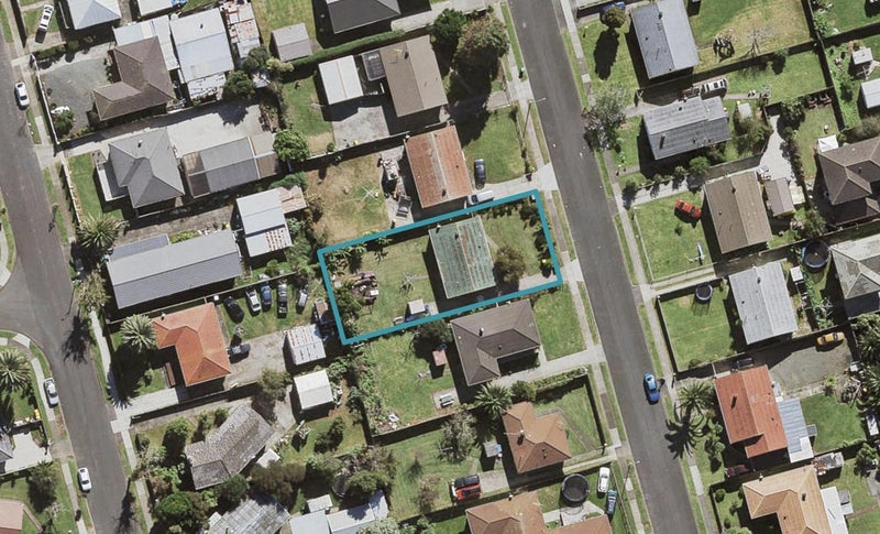 17 Corsair Crescent, Mangere, Auckland - Carousel 1