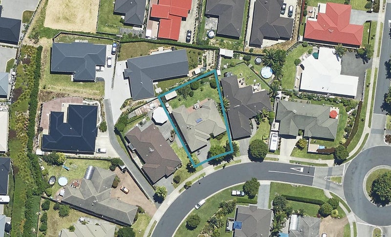 10 Kakapo Place, Pyes Pa, Tauranga - Carousel 1