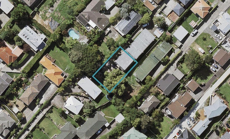 16D Dallinghoe Crescent, Milford, Auckland - Carousel 1