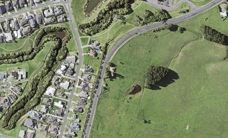 897 Whitford-Maraetai Road, Beachlands, Auckland - Carousel 1