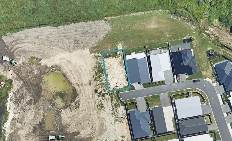 52 Saint Pauls Drive, Brookfield, Tauranga - Carousel 1