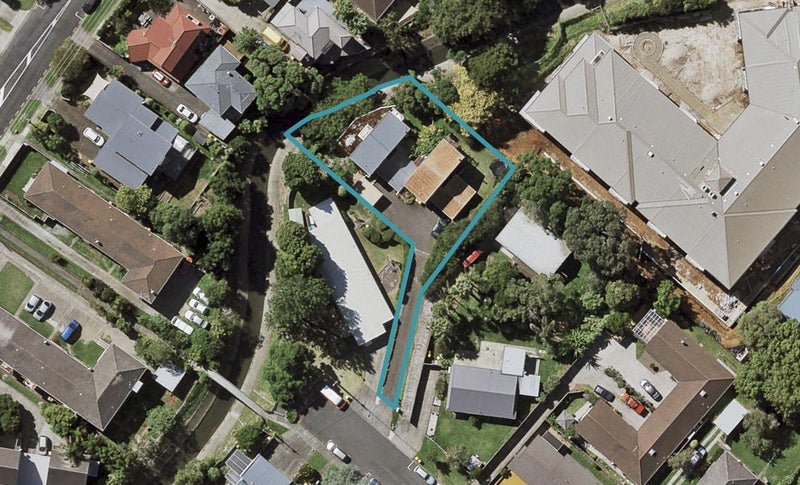 1/21 Brook Street, Milford, Auckland - Carousel 1