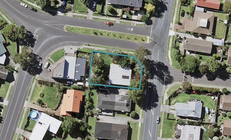 44 Stanniland Street, Sunnyhills, Auckland - Carousel 1