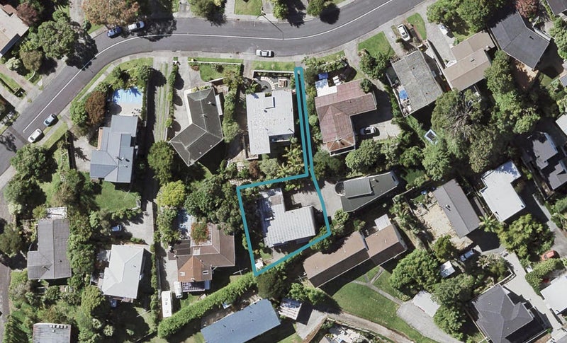59 Ravenwood Drive, Forrest Hill, Auckland - Carousel 1