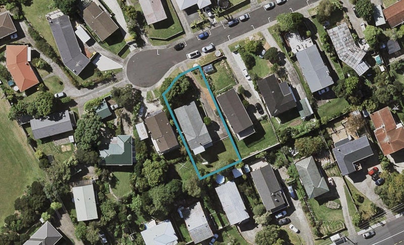 12 Mirovale Place, Totara Vale, Auckland - Carousel 1