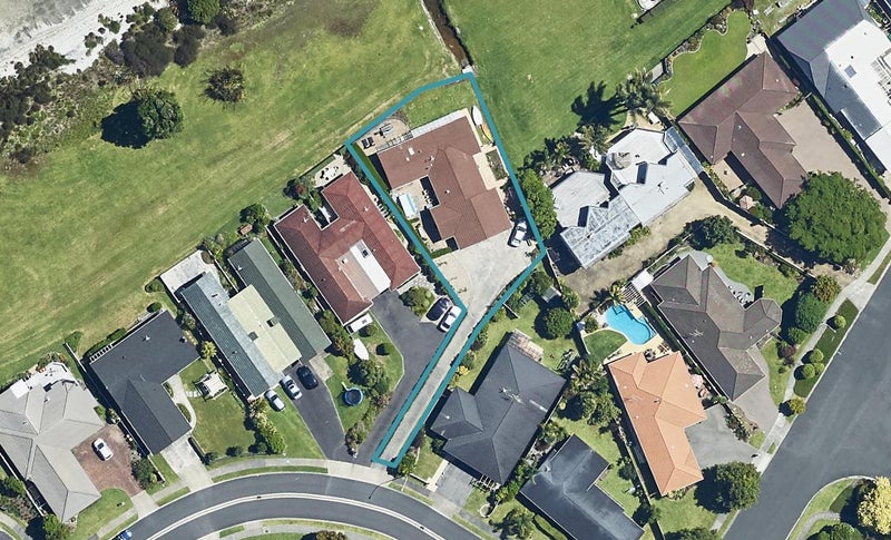 5 Kiriwai Place, Matua, Tauranga - Carousel 1