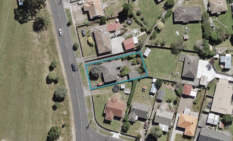 1006 Taita Drive, Taita, Lower Hutt - Carousel 1