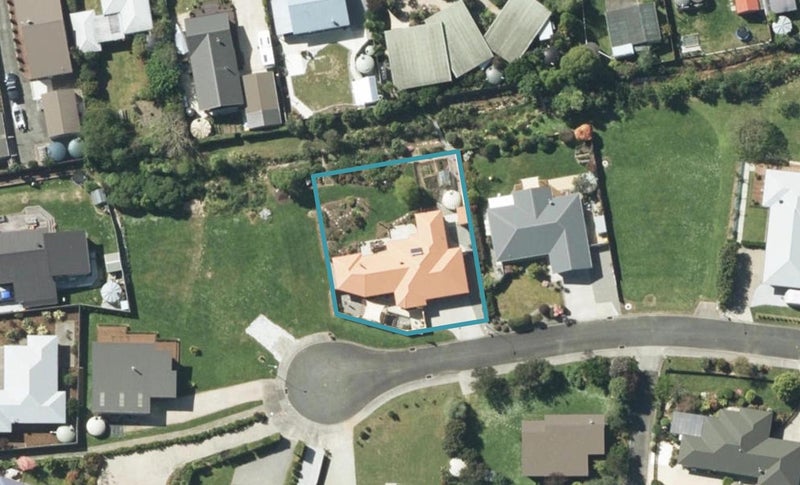 10 Watino Place, Takaka - Carousel 1