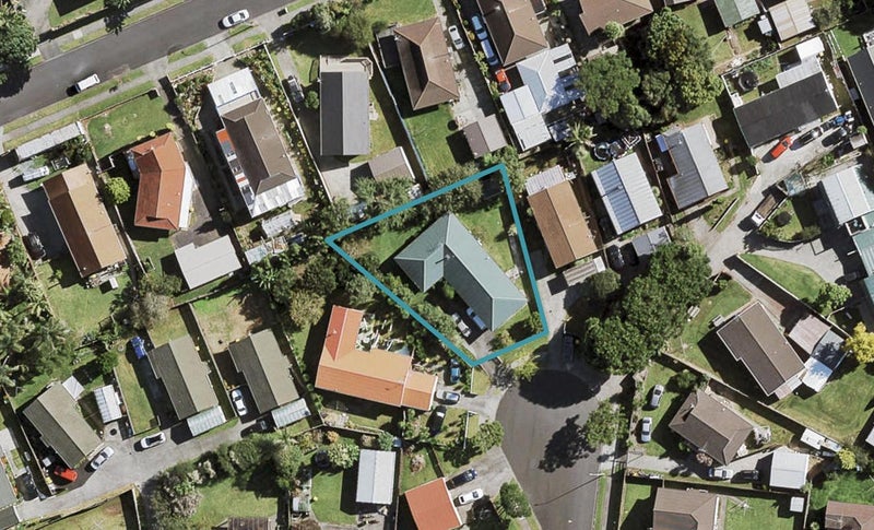 6 Barcroft Place, Clendon Park, Auckland - Carousel 1