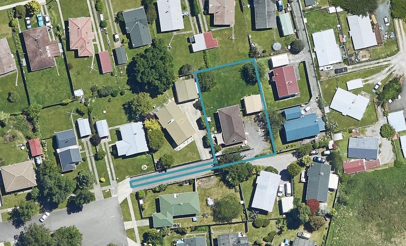 14 Matthew Place, Kawaha Point, Rotorua - Carousel 1