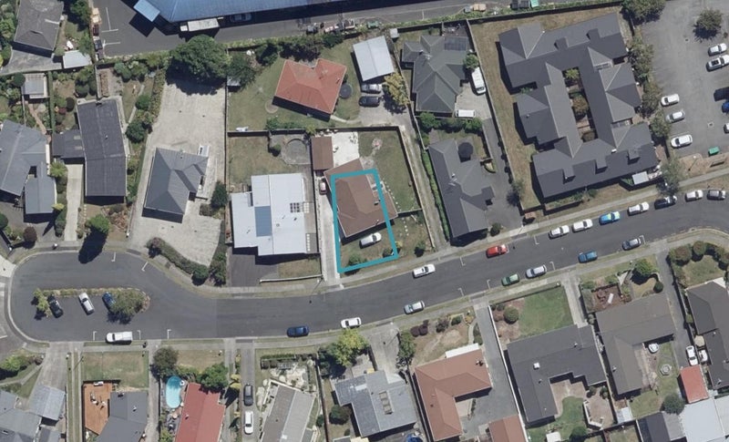 2/18 Rossiter Place, Chartwell, Hamilton - Carousel 1