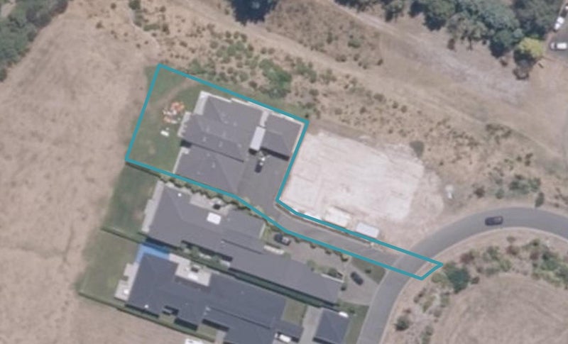 8 Kuiwai Drive, Rainbow Point, Taupo - Carousel 1