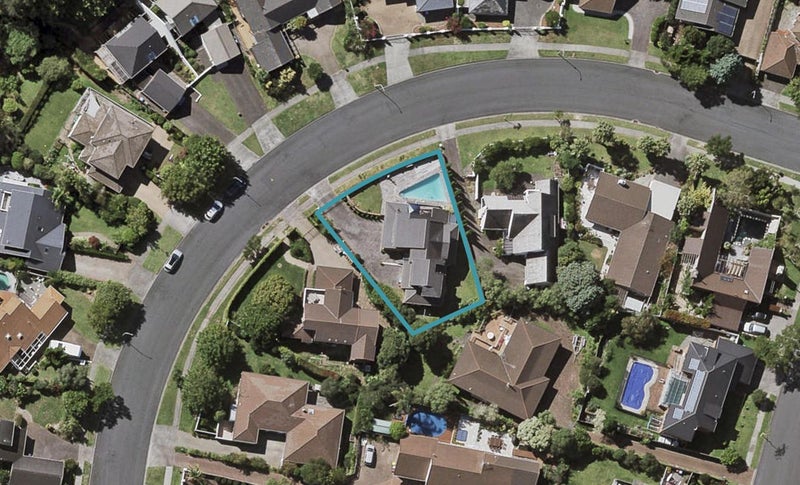 8 Coldham Crescent, Saint Johns, Auckland - Carousel 1