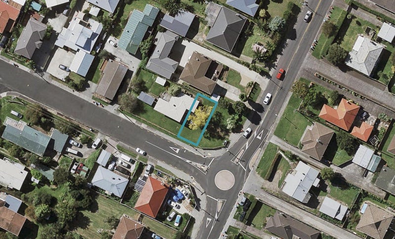 82D Boakes Road, Mount Wellington, Auckland - Carousel 1