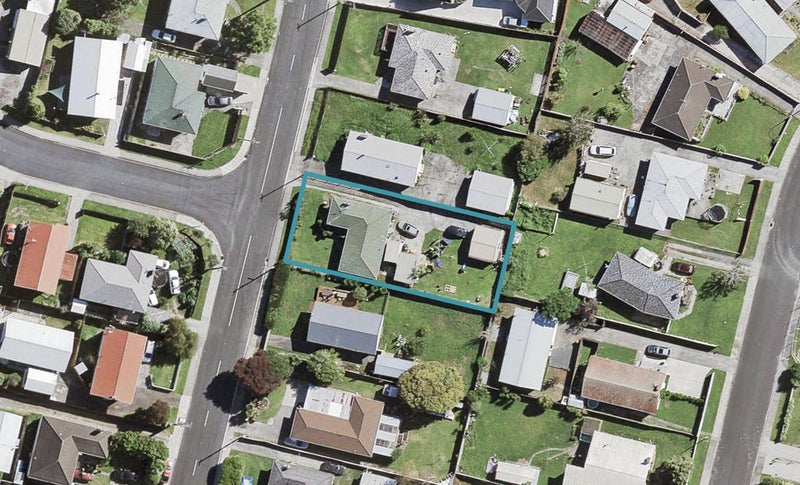 60 Valentine Street, Papakura, Papakura - Carousel 1