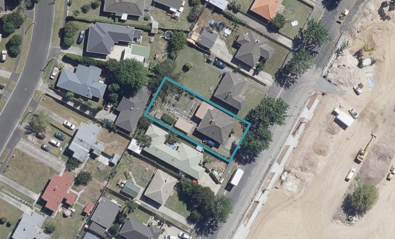 33 Old Farm Road, Hamilton East, Hamilton - Carousel 1