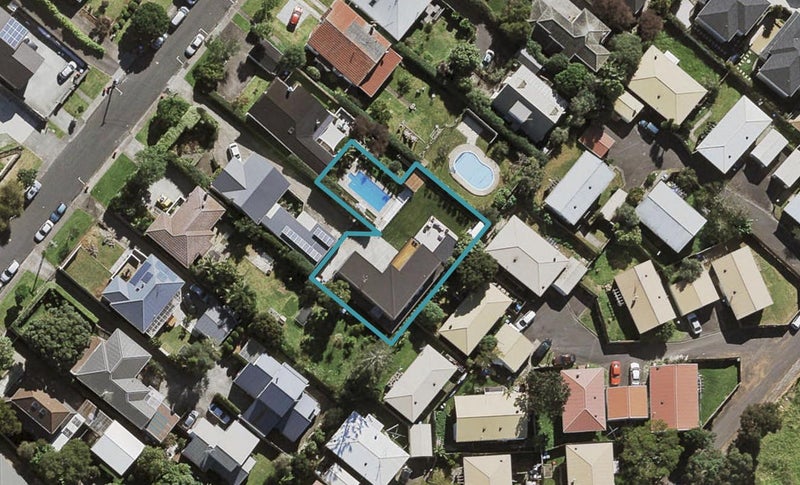 22A Aliford Avenue, One Tree Hill, Auckland - Carousel 1