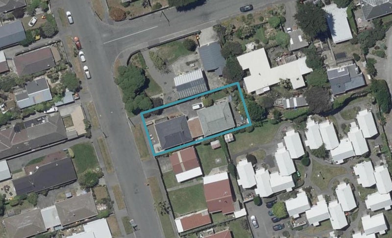 2/75 Pine Avenue, New Brighton, Christchurch - Carousel 1