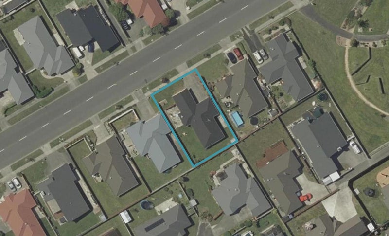 30 Brooklyn Heights Drive, Kelvin Grove, Palmerston North - Carousel 1