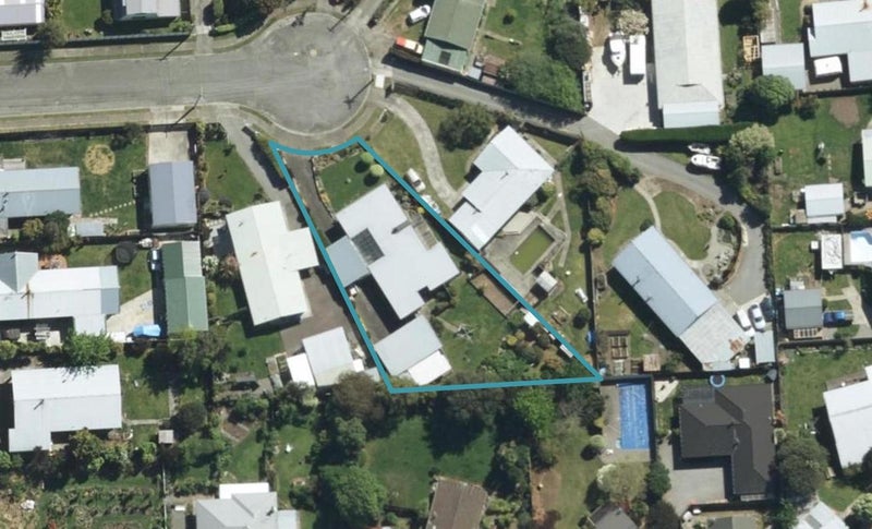 10 Rushleigh Crescent, Renwick - Carousel 1