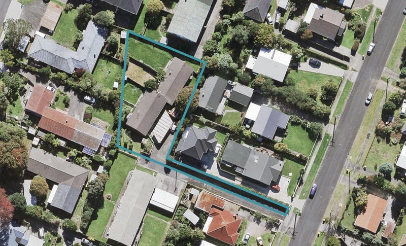 3/102 Lynwood Road, New Lynn, Auckland - Carousel 1
