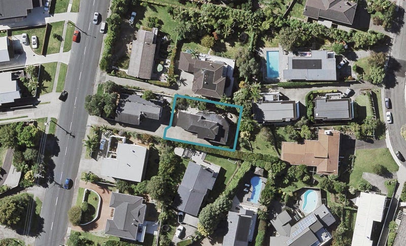 115 East Coast Road, Castor Bay, Auckland - Carousel 1