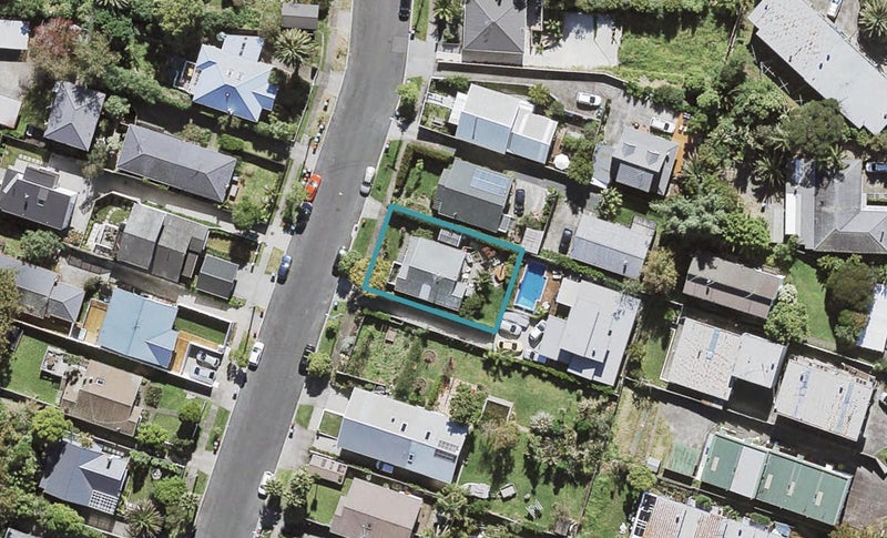 55 Finch Street, Morningside, Auckland - Carousel 1