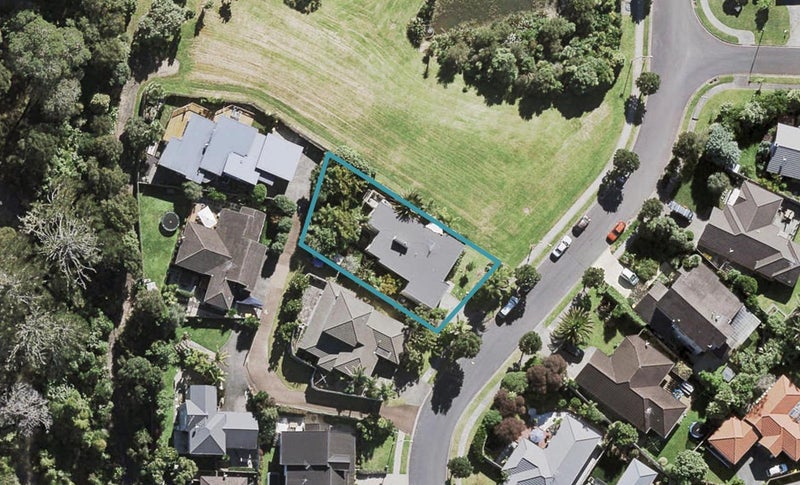 36 Admirals Court Drive, Greenhithe, Auckland - Carousel 1