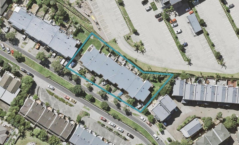 7/12 Pannill Place, Oteha, Auckland - Carousel 1